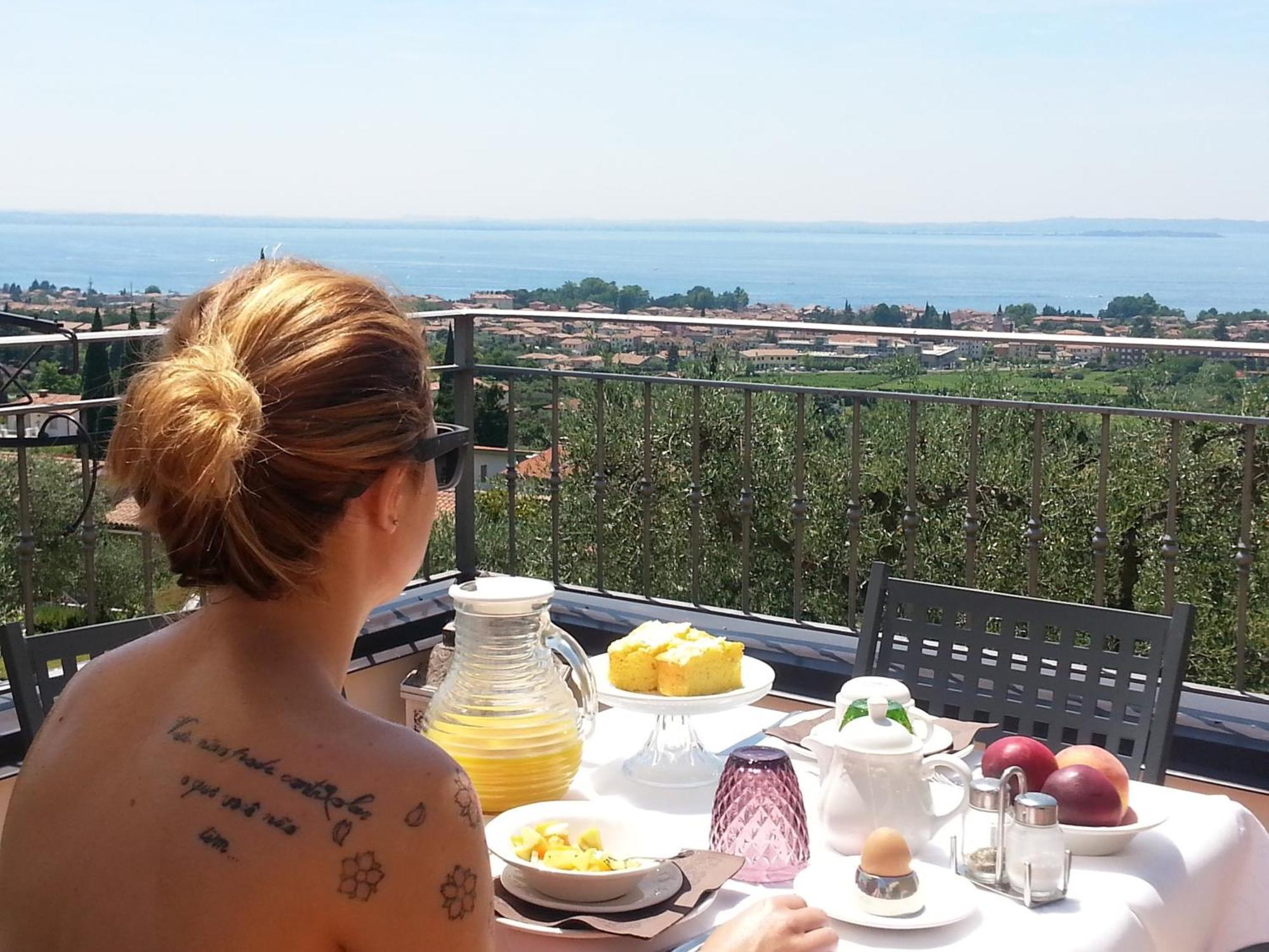 B&B Corte Frisonai Bardolino Esterno foto