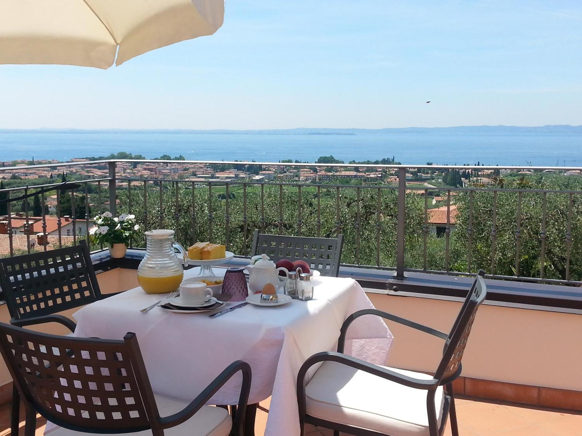 B&B Corte Frisonai Bardolino Esterno foto