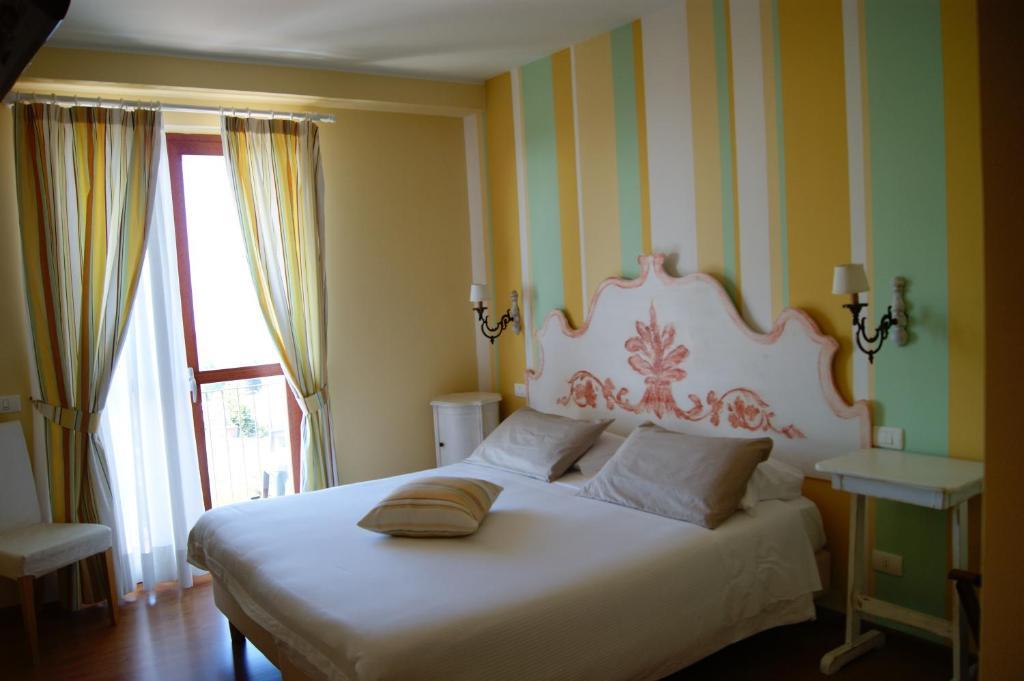 B&B Corte Frisonai Bardolino Camera foto