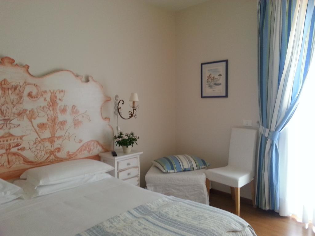 B&B Corte Frisonai Bardolino Camera foto